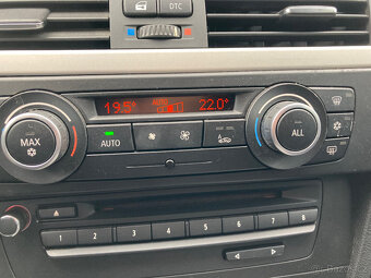 BMW Řada 3, BMW 318D Combi Manual 2.0TDI - 10