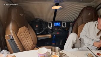 Obytné auto Burstner IXEO 726 IT - 10