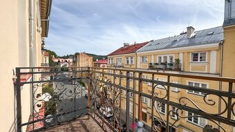 Prodej bytu 3+1 s balkonem a šatnou, 95 m2 - Mariánské Lázně - 10