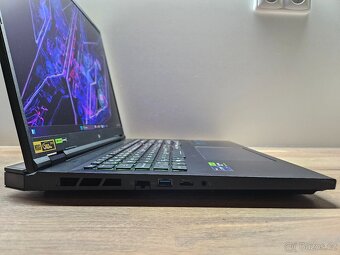 18" 240HZ 2K_PREDATOR HELIOS 18_i9-14900HX_32GB_RTX 4060 8G - 10