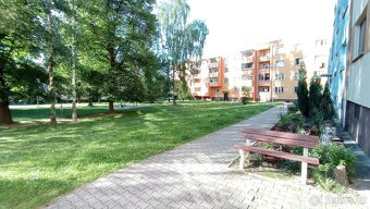 Byt 2+1, 54m2, lodžie - krásné prostředí - 10