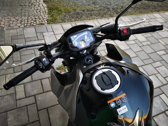Kawasaki Z900 - 10