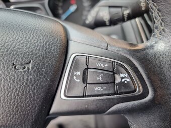 Ford Focus - 10