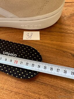 Tenisky Adidas - 10