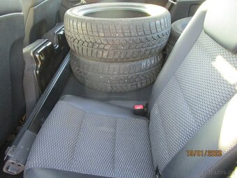 Mercedes- Benz A 180 - 10