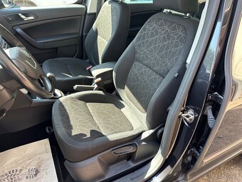 ŠKODA YETI 1.2 TSi  edice ,, FAMILY " najeto 124.tis.km - 10