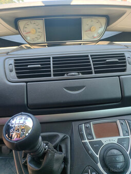 PEUGEOT 807, 2.2 HDI 94kW, tažné zařízení - 10