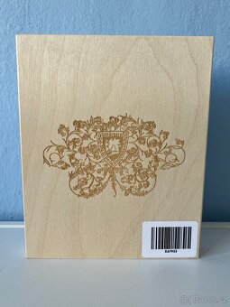 Kingdom Come: Deliverance 2 Woodbook podepsaný autory hry - 10