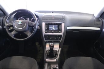 Prodám Škoda Octavia Combi Family 1.6 TDI 4x4 2012 - 10
