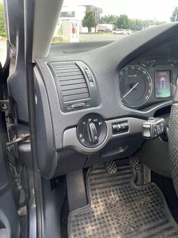 Škoda Octavia II sport packet - 10