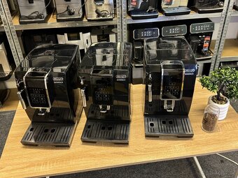 Kávovar DeLonghi Dinamica ECAM358.15.B - 10