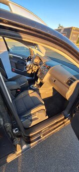 VW Touran - 10