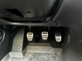 Renault Megane 1.6 atmosféra 12/2017 - 10