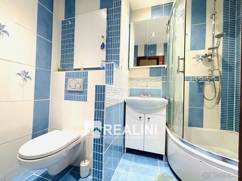 Pronájem bytu 2+1 s lodžií a šatnou, 60 m2, Karviná, ulice T - 10
