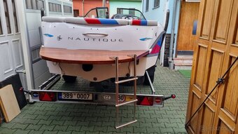 Motorová loď NAUTIQUE - 10