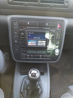 Sharan 1.9 TDI 85 kw - 10