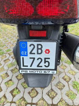 Honda silver wing 400 - 10