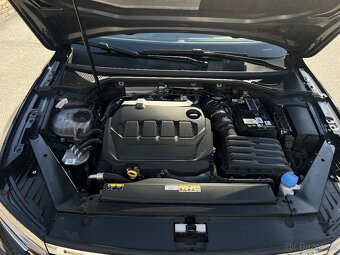 Pronájem Volkswagen Passat 2023 - 10