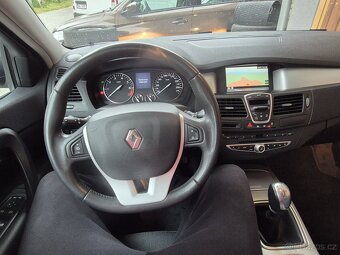 Renault Laguna 2.0i 16V Navi 2008 - 10