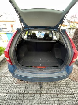 Prodám Kiu Ceed Combi - 10