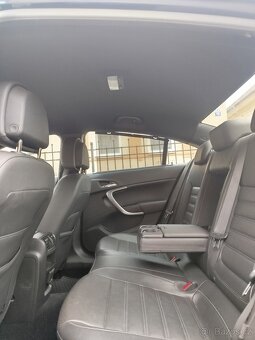 Opel Insignia - 10