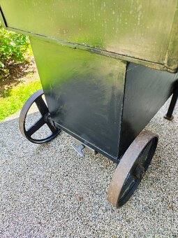 Udírna s grilem - 10