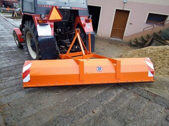 Traktorová radlice na sníh s gumovým břitem - 10