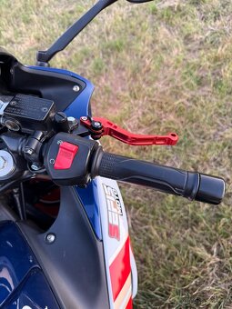 HONDA CBR250R - 10
