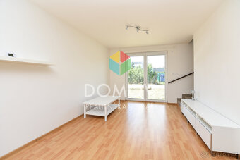 Pronájem novostavby rodinného domu 4+kk v Králově Dvoře - Le - 10