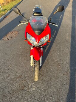 Honda CBR 125R - 10