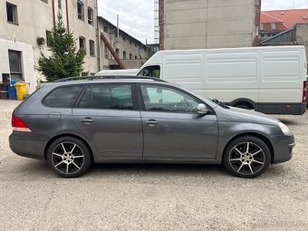 VW Golf 1.9TDI 77KW - 10