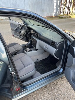 Škoda Octavia I 1,6i 75kw - 10