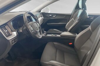 Volvo XC60 B4 AWD  Momentum Edition 2020 - 10