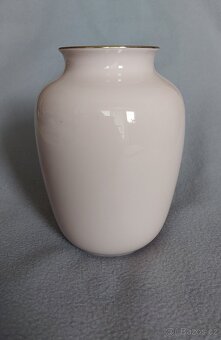 vázičky z růžového porcelánu - 10