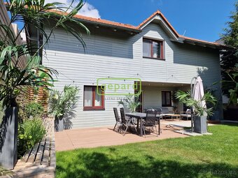 Prodej stylového rodinného domu s výnosným Airbnb – Karlovy  - 10