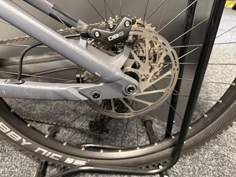 CUBE Stereo Hybrid 140HPC RACE 625 vel.M 1696 KM KARBON - 10