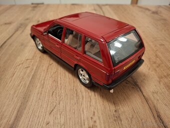 Bburago 1:24 - Porsche, Renault, Land-Rover, VW - 10