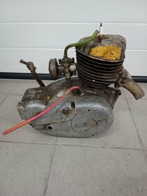 ČZ 125 T r.v. 1949-50 - Motor.. - 10