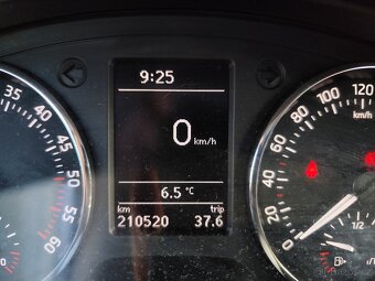 Škoda Rapid 1.6 TDI, 77KW - 10