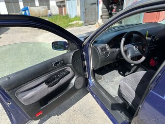 Golf iv 1.4 55kw - 10