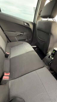 Opel Astra H Caravan 1.9 CDTI 74Kw - 10