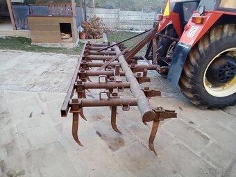 Radličkový podmítač (hloubkový kypřič) - 10