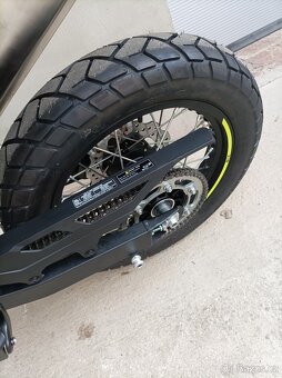 Benelli BKX 125 - 10