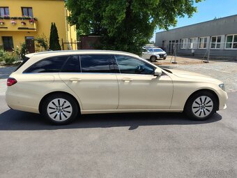 E200 - 10