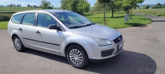 Prodám Ford Focus 1.6TDCI 66Kw r.v.2005 tažné zařízení - 10