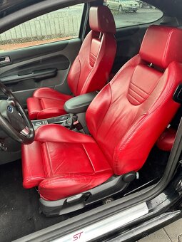 Ford Focus ST 225 - 10