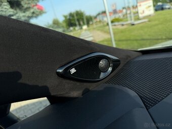 Toyota Corolla GR Sport Hybrid 2.0, 2020 - 10