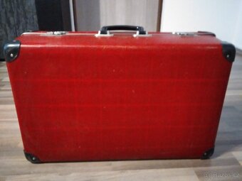 Retro Kufr KAZETO - 10