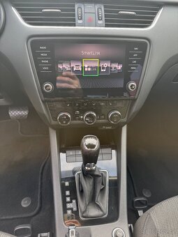 Škoda Octavia 2.0TDi 110kw DSG STYLE DPH - 10