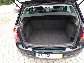 Volkswagen Golf 1,6 i TREND,KLIMA - 10